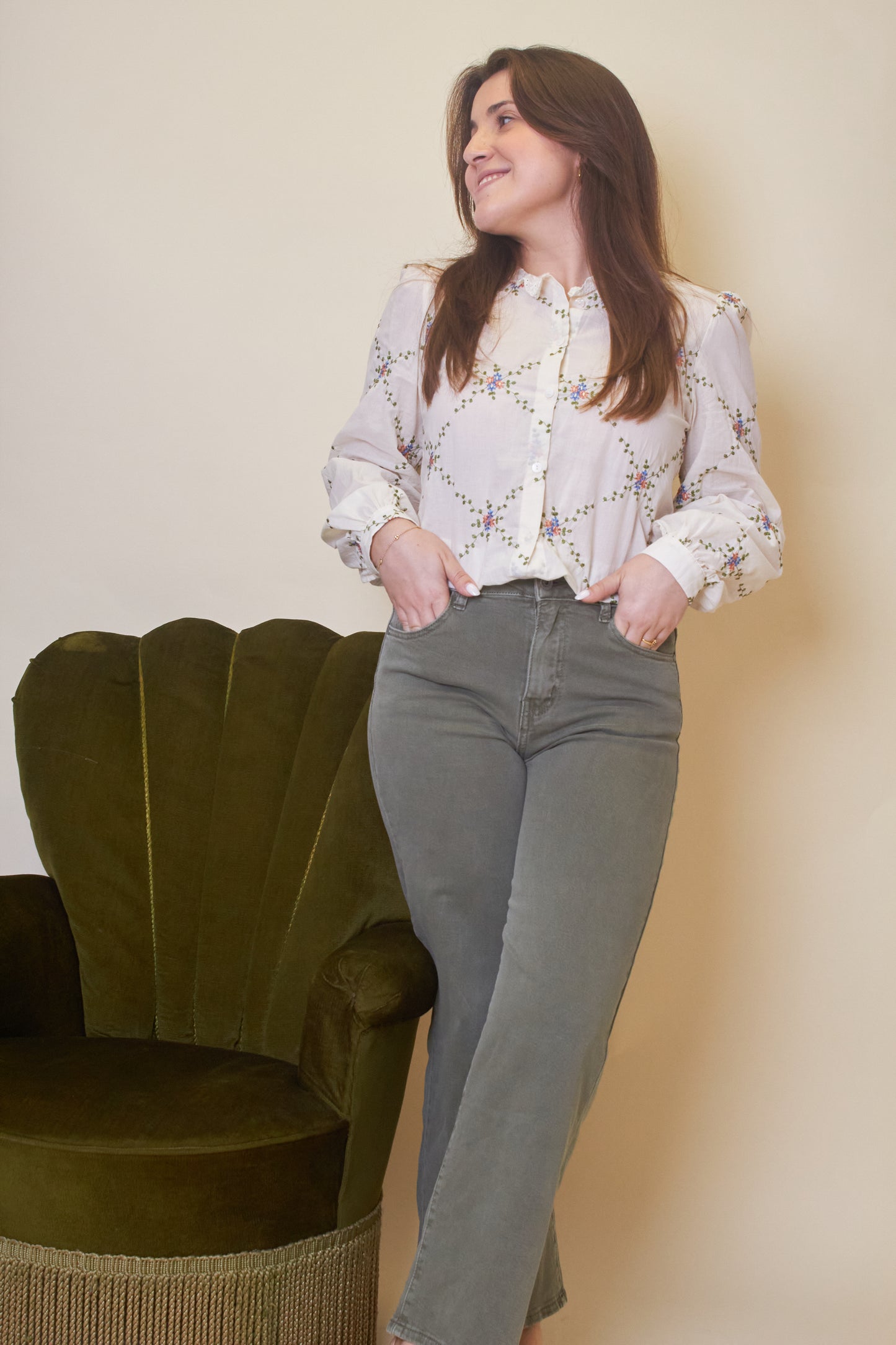 Camisa Floral Bordada